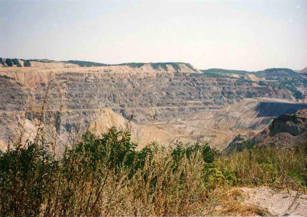 Mine im Tagebau in Bor (Serbien, Serbia, Srbija)