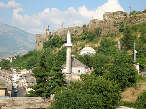 Altstadt von Gjirokastra (Gjirokaster) (Albanien, Albanie, Albania, Shqip�ria)