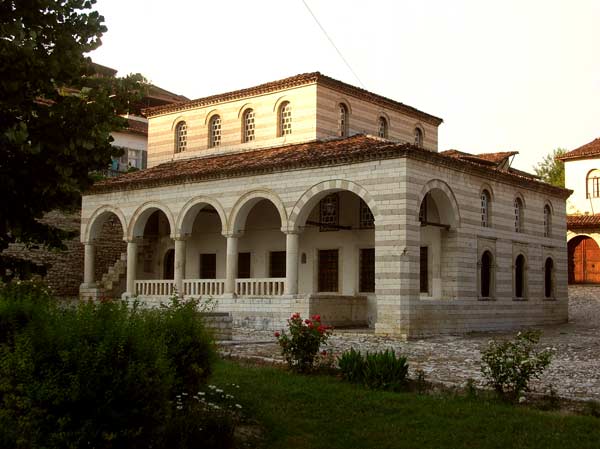 Helveti-Tekke (Teqe e Helvetive) in  Berat (Albanien)