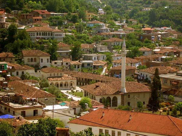Königs-Moschee und Helveti-Tekke in  Berat (Albanien)