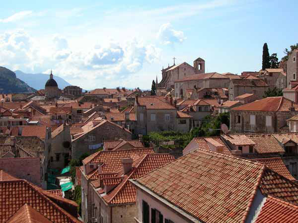 Blick �ber die D�cher auf die Altstadt von Dubrovnik (Kroatien, Hrvatska, Croatia, Croatie)