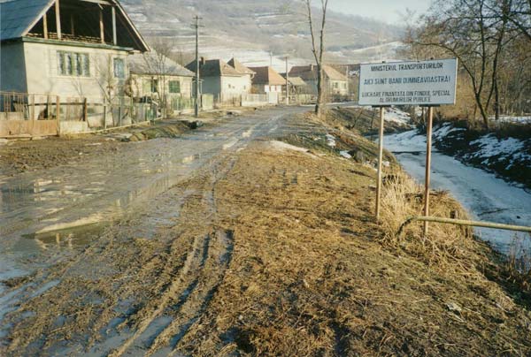Schneeschmelze in Nordsiebenb�rgen (Rum�nien )
