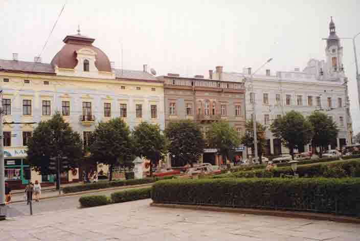 Zentraler Platz in Tschernowitz (Czernowitz, Cernivcy) (Ukraine, Ucraine)